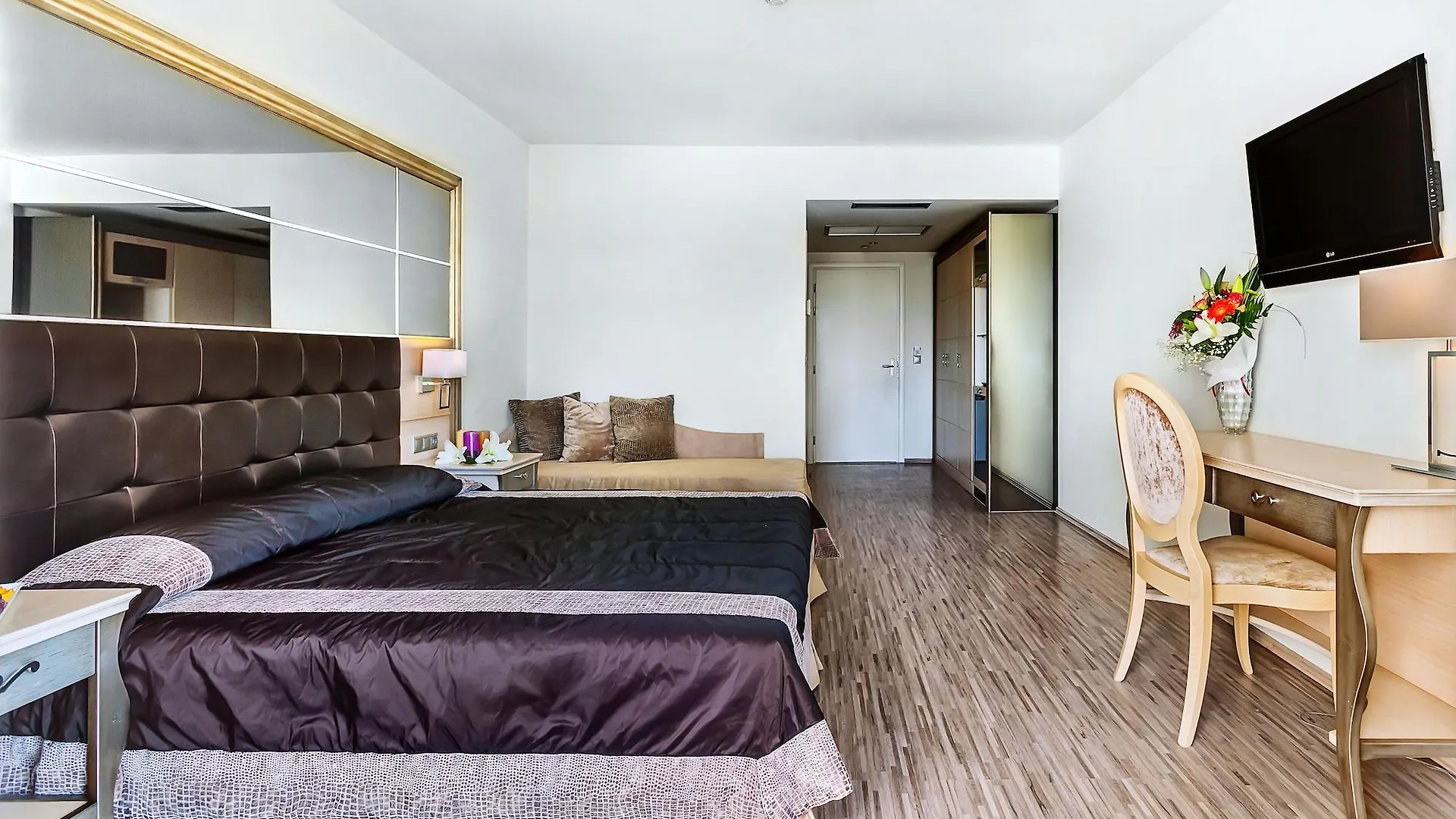 *****  חניוטי Elinotel Apolamare Hotel יוון